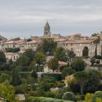 Ce village secret de la Drôme est considéré comme le plus haut village perché de France, un repaire d&rsquo;artistes et d&rsquo;artisans