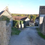 Ce village de la Creuse, figé dans le temps, est le refuge idéal pour une déconnexion totale au cœur de la France authentique