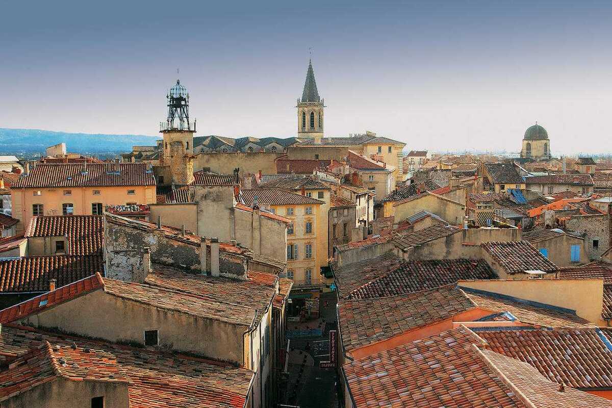 Ce village du Vaucluse abrite une synagogue médiévale, l&rsquo;une des plus anciennes de France, un trésor patrimonial caché 