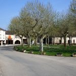 Laissez tomber Sarlat : cette bastide du Gers est la seule de France à posséder une place centrale octogonale parfaitement conservée