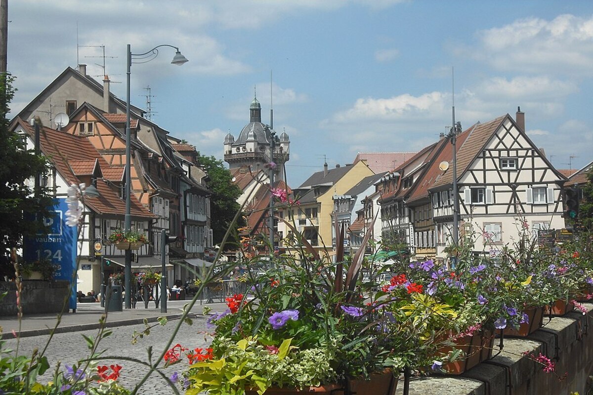 Ce village du Pays d&rsquo;Auge, avec ses manoirs à colombages, est un concentré de Normandie authentique à savourer en automne
